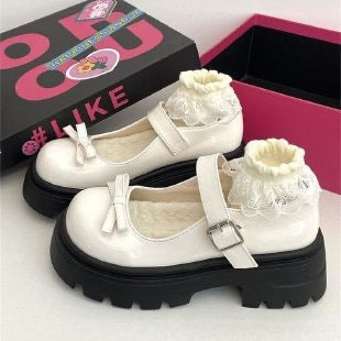 حذاء ماري جين بيجي بتصميم فيونكة