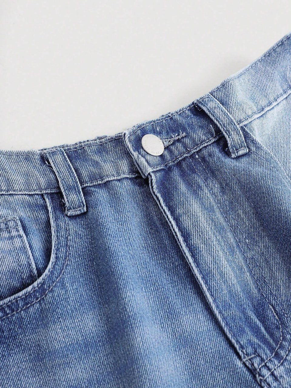 جينز باگي أزرق فاتح كاحت نسائي