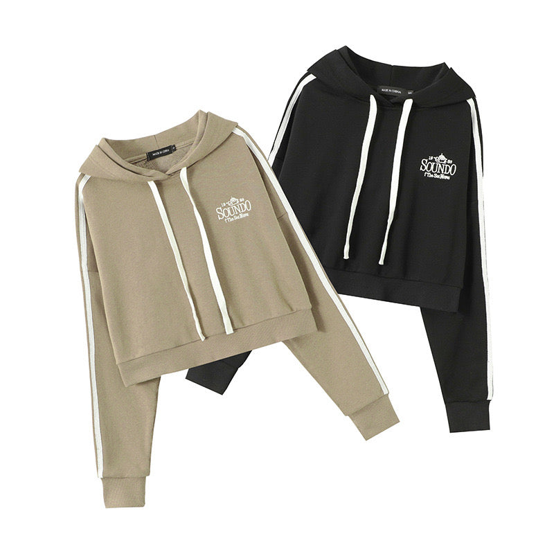 بلوفر فضفاض قصير