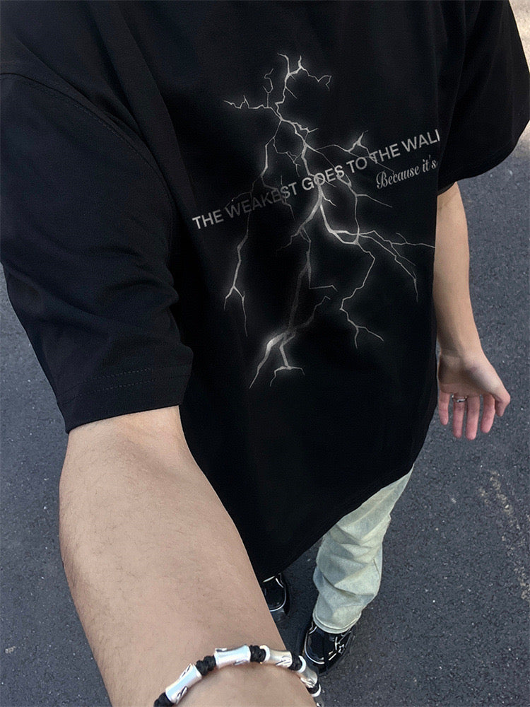 تيشيرت البرق باللون الأسود