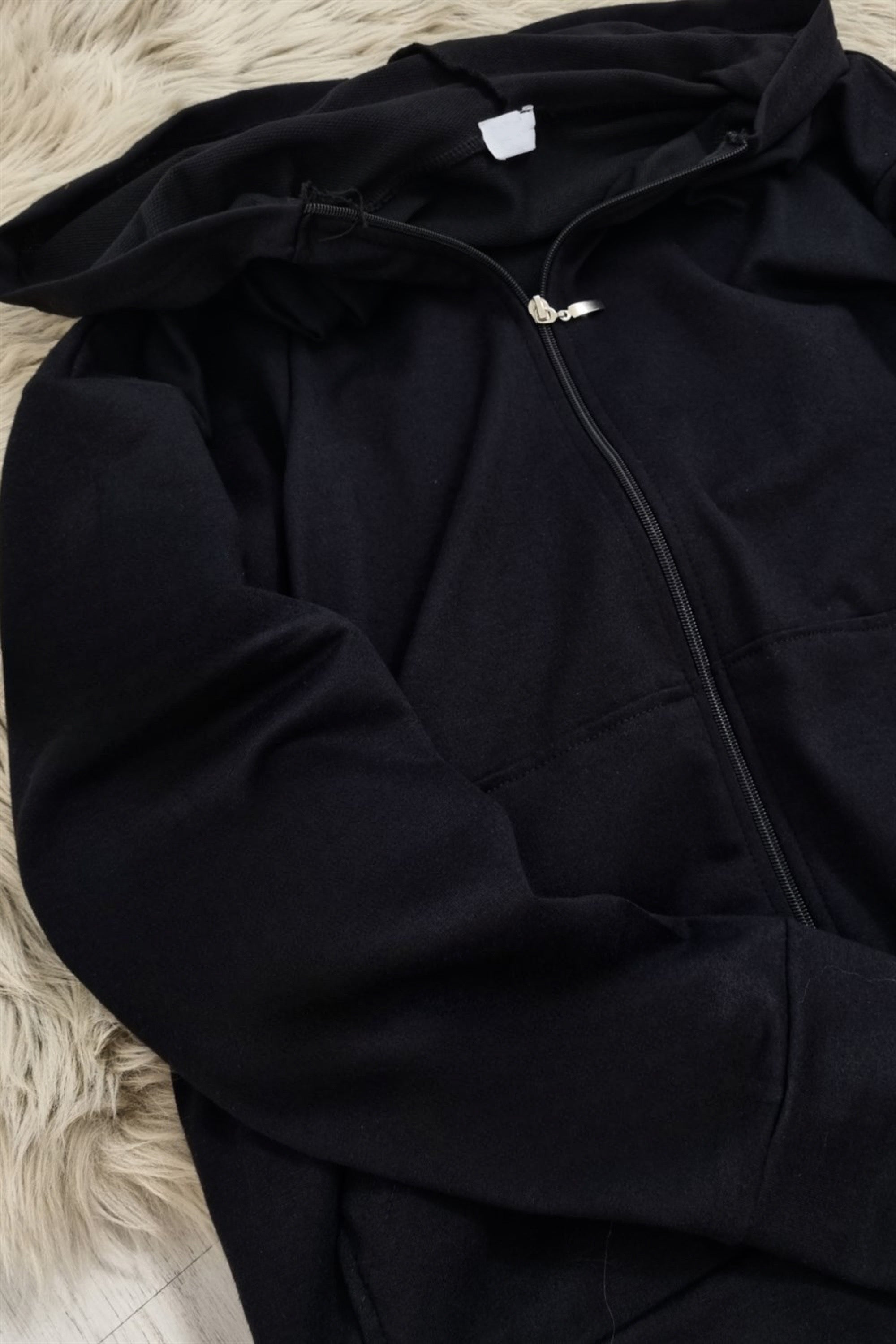 هودي بسحاب أسود سادة